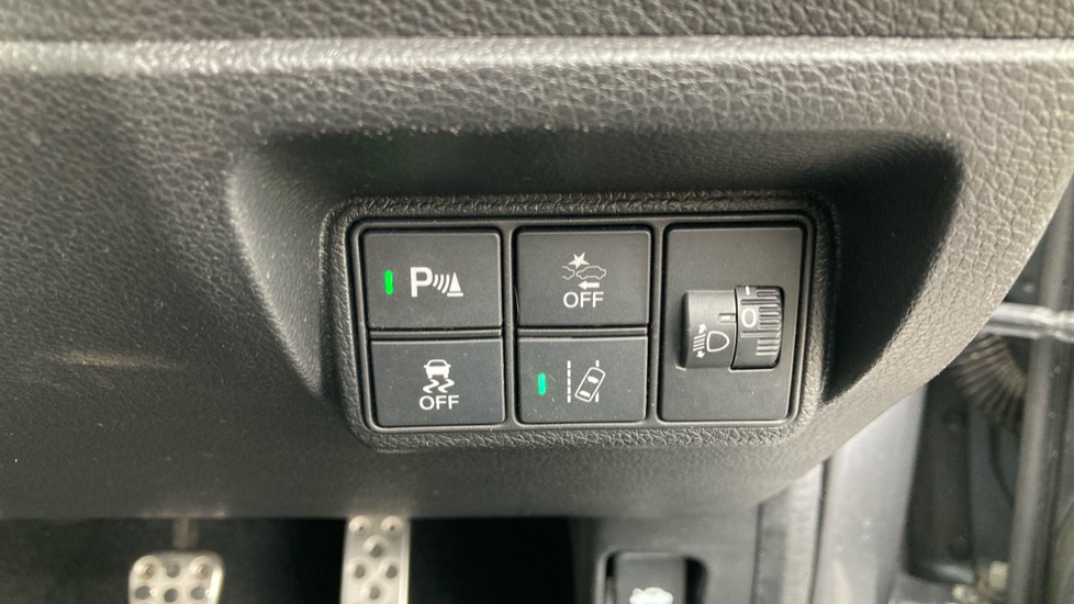 Honda Civic 1.0 VTEC Turbo SR 5dr Petrol Hatchback - Image 26