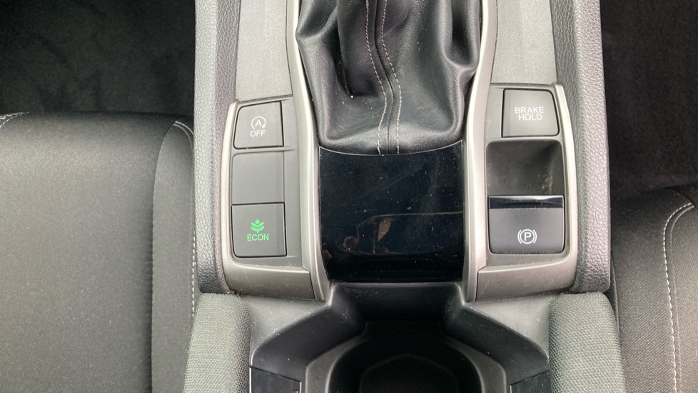 Honda Civic 1.0 VTEC Turbo SR 5dr Petrol Hatchback - Image 37