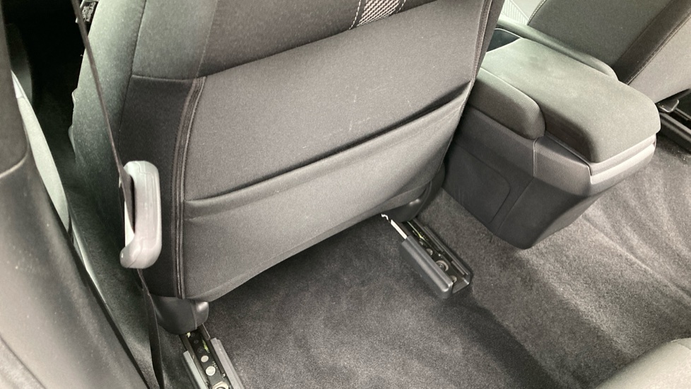Honda Civic 1.0 VTEC Turbo SR 5dr Petrol Hatchback - Image 52