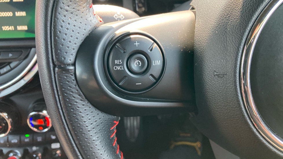 MINI Hatchback 2.0 Cooper S Sport II 3dr Petrol Hatchback - Image 39
