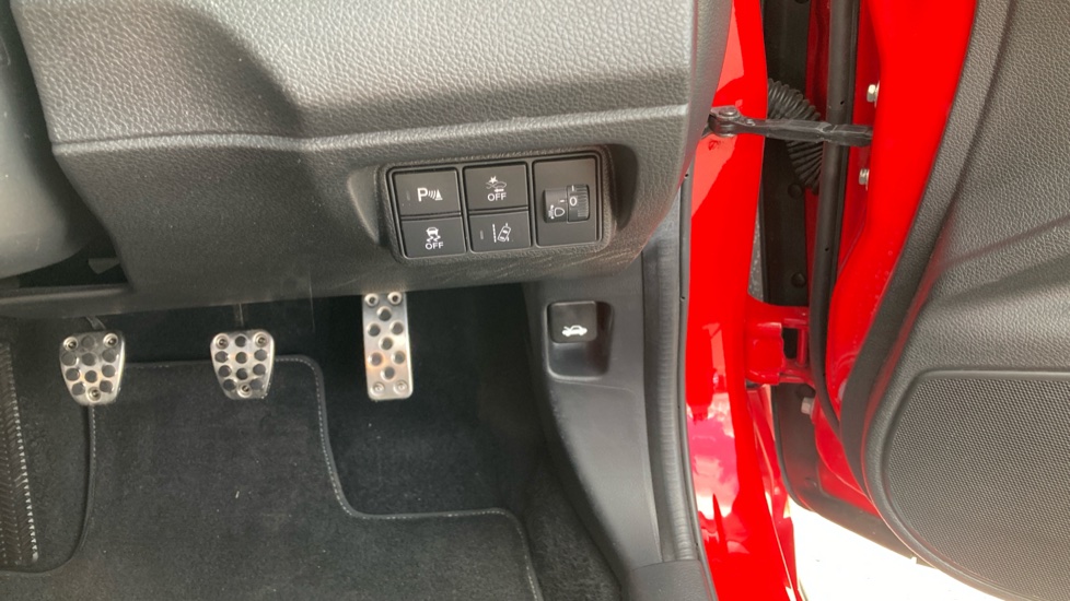 Honda Civic 1.0 VTEC Turbo 126 Sport Line 5dr Petrol Hatchback - Image 26