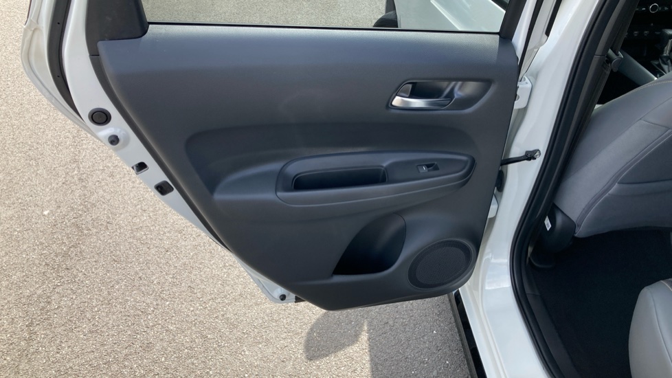 Honda Jazz 1.5 i-MMD Hybrid Advance Sport 5dr eCVT Hybrid Hatchback - Image 23