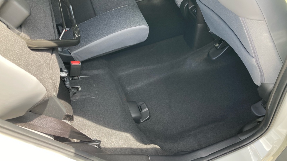 Honda Jazz 1.5 i-MMD Hybrid Advance Sport 5dr eCVT Hybrid Hatchback - Image 29