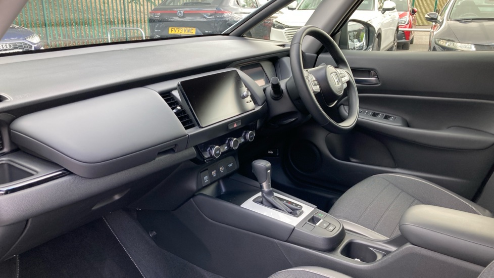 Honda Jazz 1.5 i-MMD Hybrid Crosstar Advance 5dr eCVT Hybrid Hatchback - Image 2