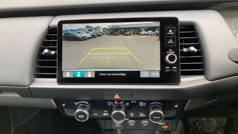 Honda Jazz 1.5 i-MMD Hybrid Crosstar Advance 5dr eCVT Hybrid Hatchback - Image 14