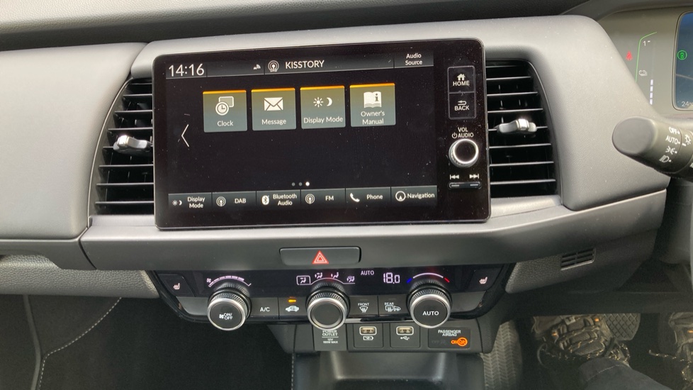 Honda Jazz 1.5 i-MMD Hybrid Crosstar Advance 5dr eCVT Hybrid Hatchback - Image 17