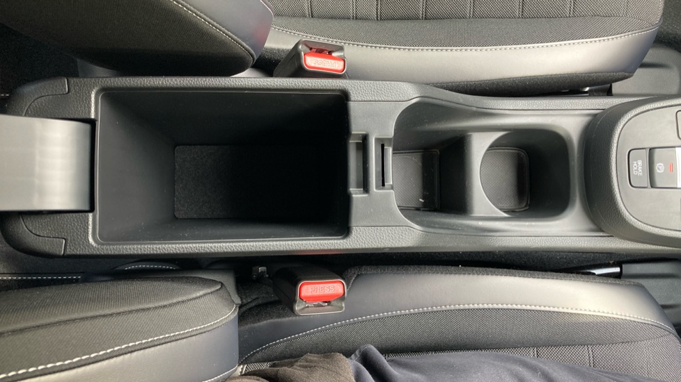 Honda Jazz 1.5 i-MMD Hybrid Crosstar Advance 5dr eCVT Hybrid Hatchback - Image 21