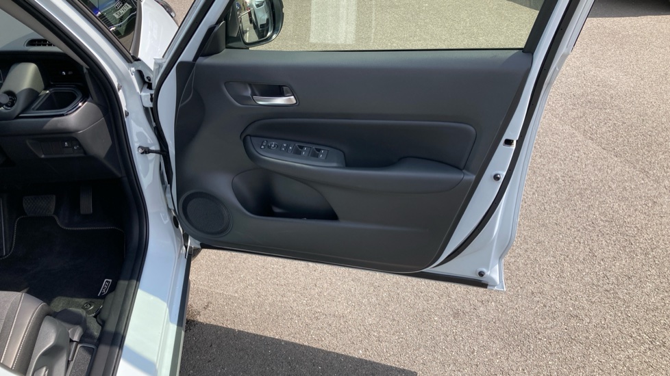 Honda Jazz 1.5 i-MMD Hybrid Crosstar Advance 5dr eCVT Hybrid Hatchback - Image 28