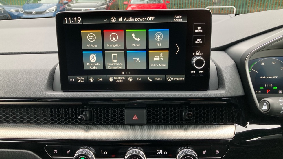 Honda CR-V 2.0 ePHEV Advance Tech 5dr eCVT Estate - Image 17