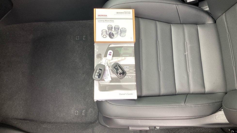 Honda CR-V 2.0 ePHEV Advance Tech 5dr eCVT Estate - Image 45