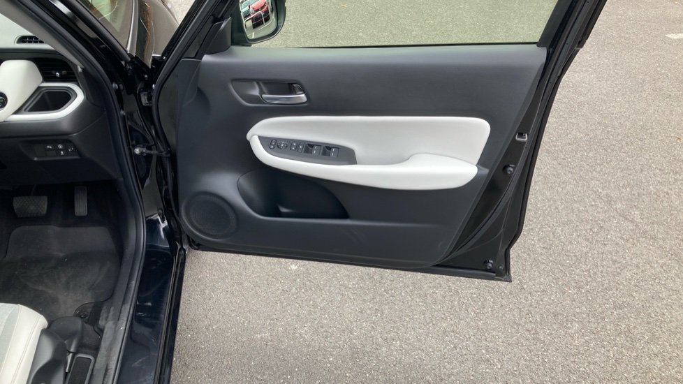 Honda Jazz 1.5 i-MMD Hybrid EX 5dr eCVT Hybrid Hatchback - Image 28