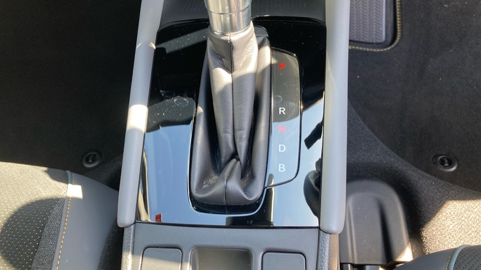 Honda Jazz 1.5 i-MMD Hybrid Advance Sport 5dr eCVT Hybrid Hatchback - Image 31