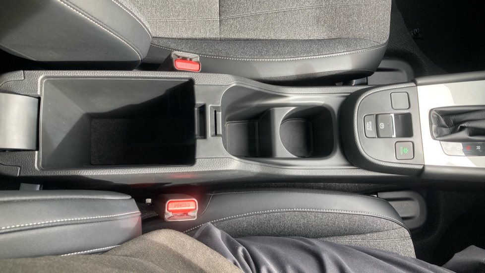 Honda Jazz 1.5 i-MMD Hybrid EX 5dr eCVT Hybrid Hatchback - Image 21