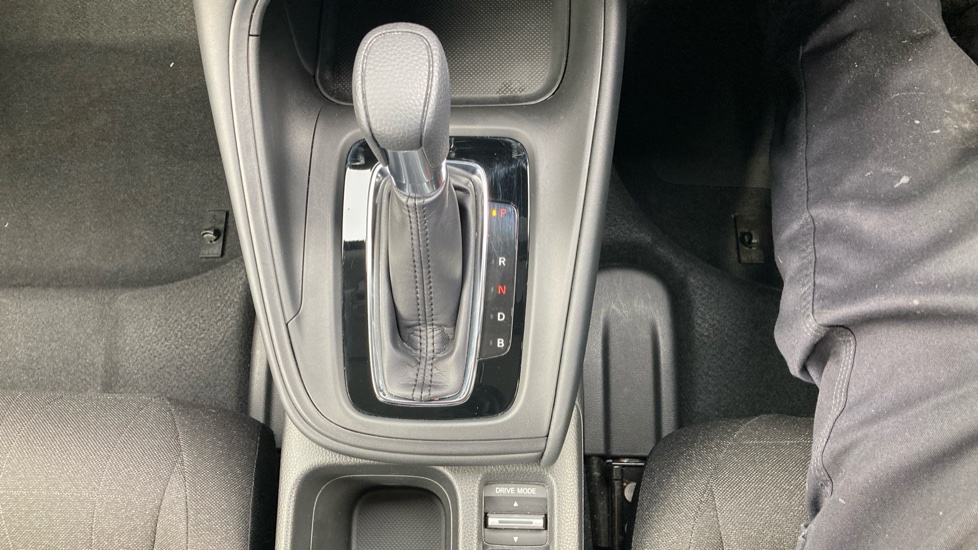 Honda HR-V 1.5 eHEV Elegance 5dr CVT Hybrid Hatchback - Image 19