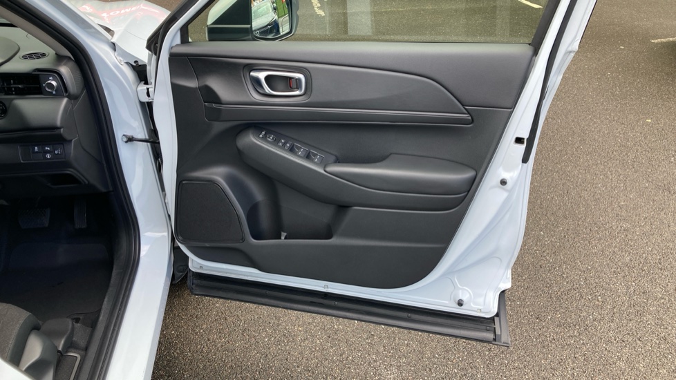 Honda HR-V 1.5 eHEV Elegance 5dr CVT Hybrid Hatchback - Image 27