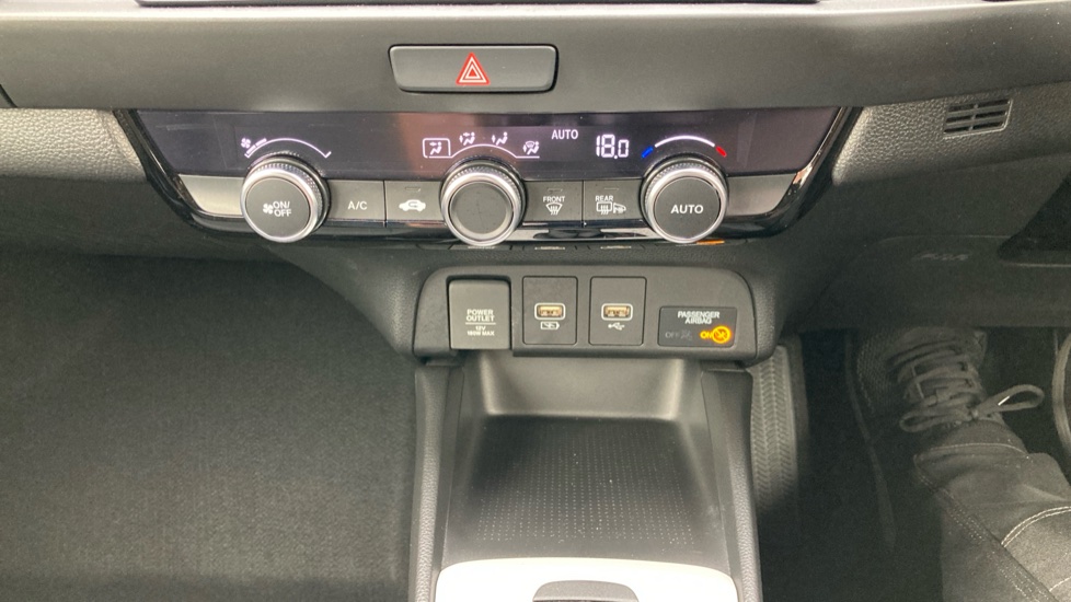 Honda Jazz 1.5 i-MMD Hybrid Elegance 5dr eCVT Hybrid Hatchback - Image 17