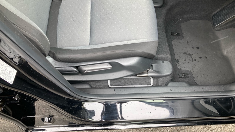 Honda Jazz 1.5 i-MMD Hybrid Elegance 5dr eCVT Hybrid Hatchback - Image 27