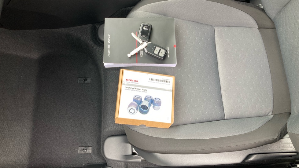Honda Jazz 1.5 i-MMD Hybrid Elegance 5dr eCVT Hybrid Hatchback - Image 35