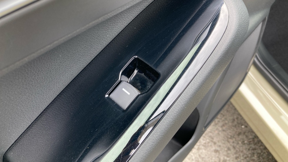 Honda HR-V 1.5 eHEV Advance 5dr CVT Hybrid Hatchback - Image 20