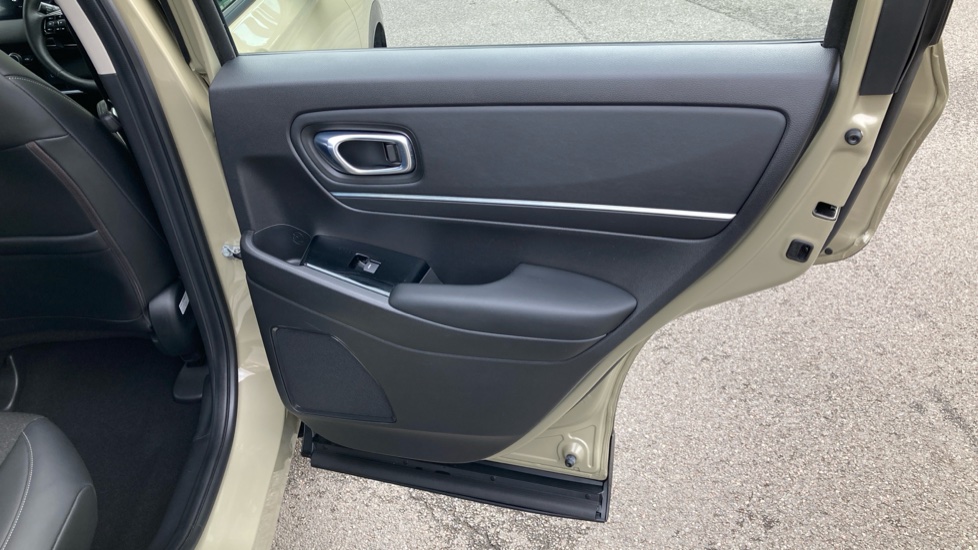 Honda HR-V 1.5 eHEV Advance 5dr CVT Hybrid Hatchback - Image 35