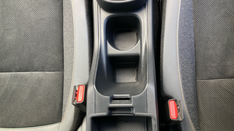 Honda Jazz 1.5 i-MMD Hybrid Advance Sport 5dr eCVT Hybrid Hatchback - Image 32