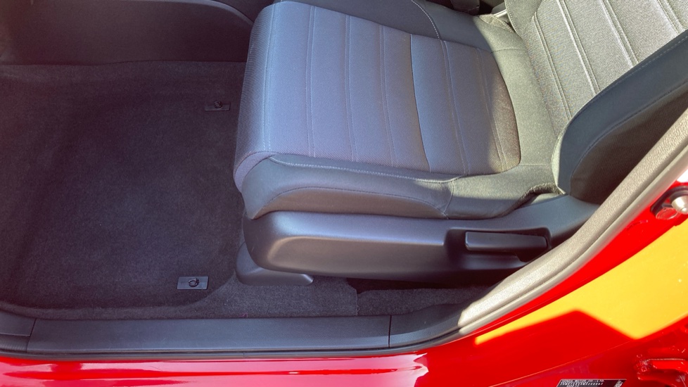 Honda CR-V 2.0 i-MMD Hybrid SE 2WD 5dr eCVT Hybrid Estate - Image 13