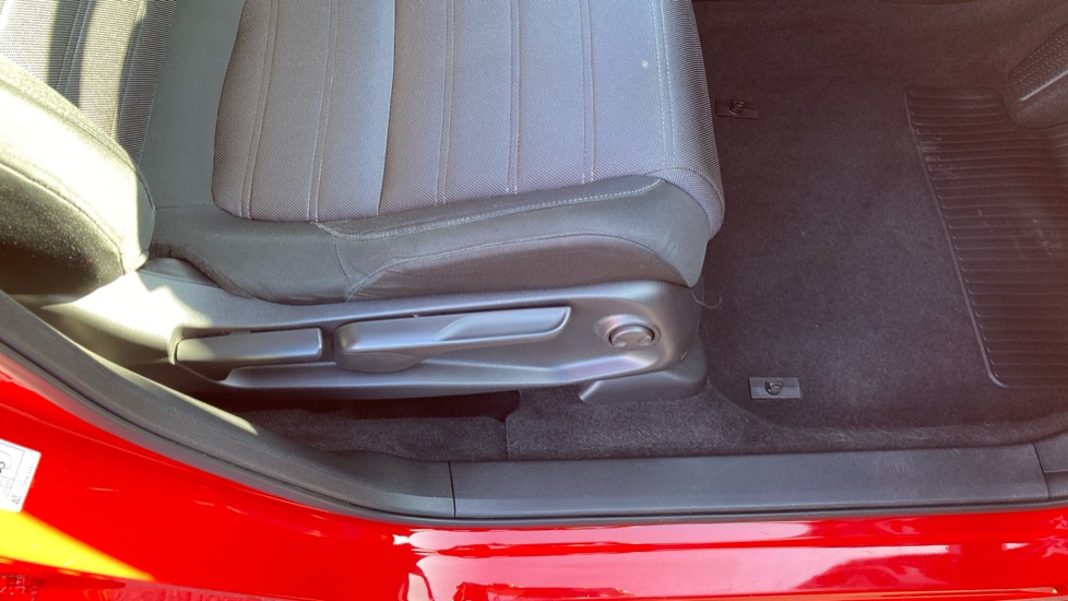 Honda CR-V 2.0 i-MMD Hybrid SE 2WD 5dr eCVT Hybrid Estate - Image 35