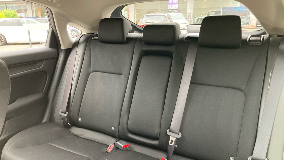 Honda Civic 2.0 eHEV Elegance 5dr CVT Hybrid Hatchback - Image 8