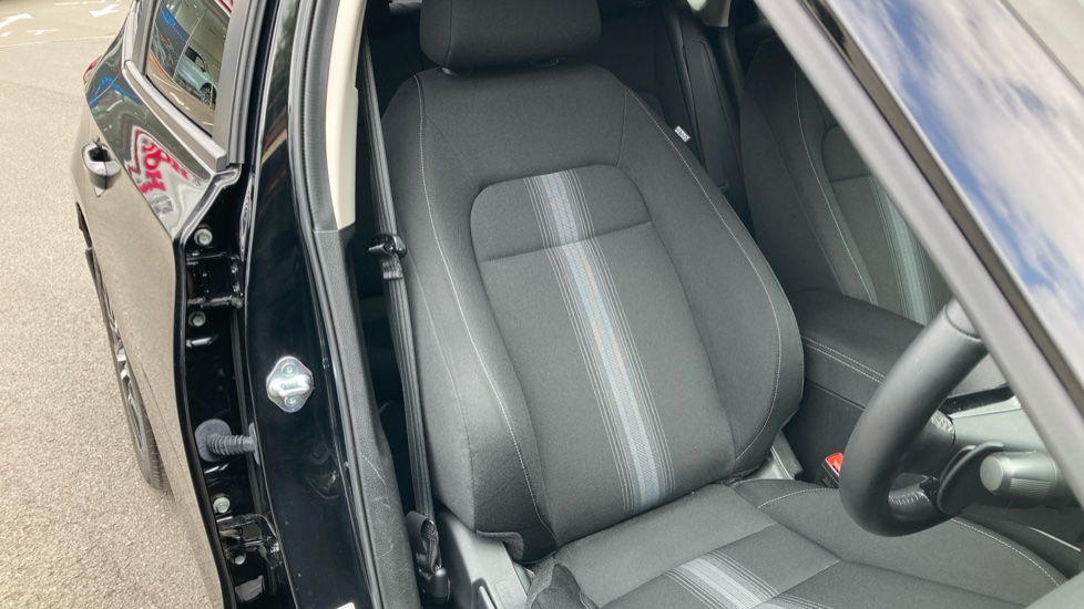 Honda Civic 2.0 eHEV Elegance 5dr CVT Hybrid Hatchback - Image 36