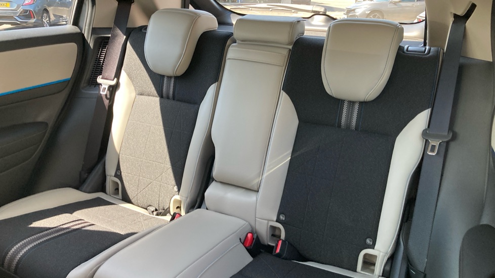 Honda HR-V 1.5 eHEV Advance Style 5dr CVT Hybrid Hatchback - Image 8