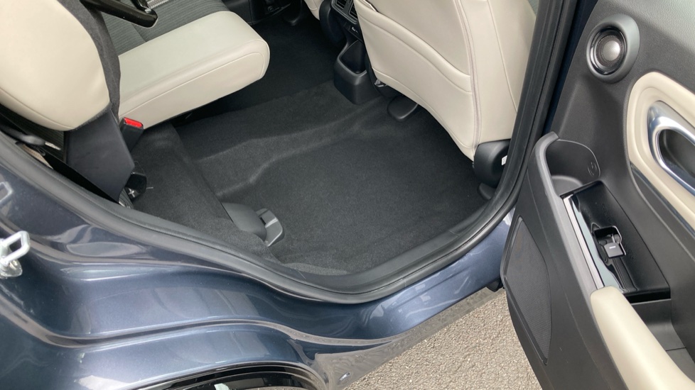 Honda HR-V 1.5 eHEV Advance Style 5dr CVT Hybrid Hatchback - Image 32