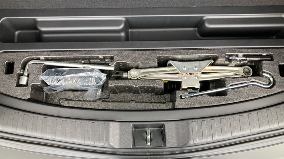 Honda CR-V 2.0 i-MMD Hybrid EX 5dr eCVT Hybrid Estate - Image 32