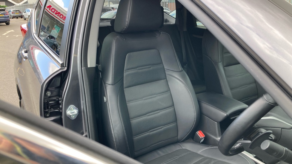 Honda CR-V 2.0 i-MMD Hybrid EX 5dr eCVT Hybrid Estate - Image 41