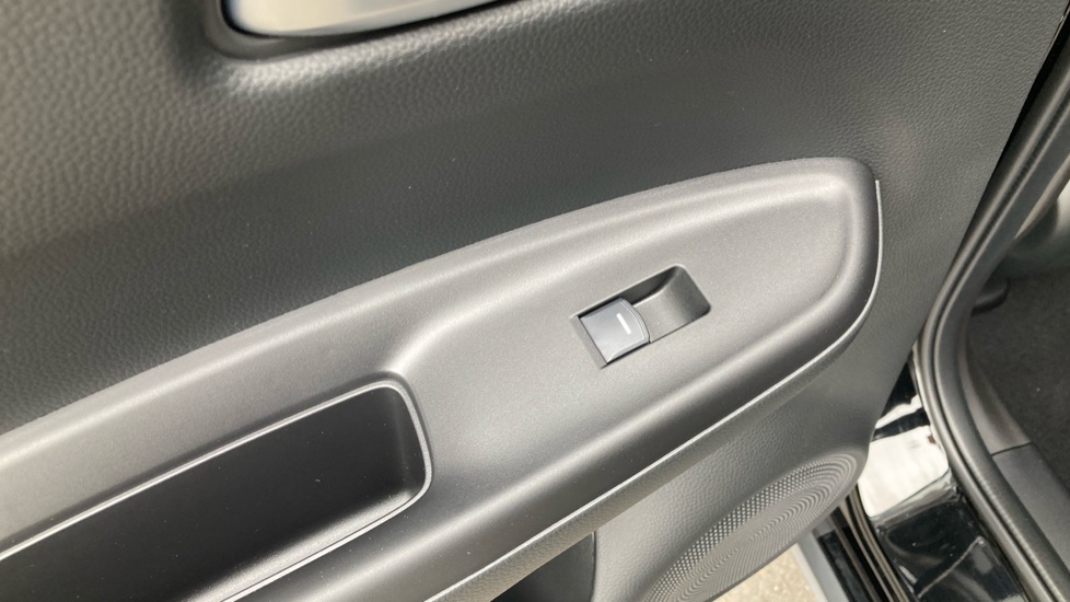 Honda Jazz 1.5 i-MMD Hybrid Crosstar Advance 5dr eCVT Hybrid Hatchback - Image 21
