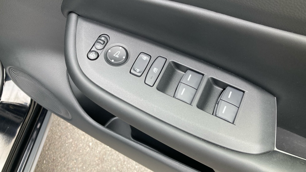 Honda Jazz 1.5 i-MMD Hybrid Crosstar Advance 5dr eCVT Hybrid Hatchback - Image 33