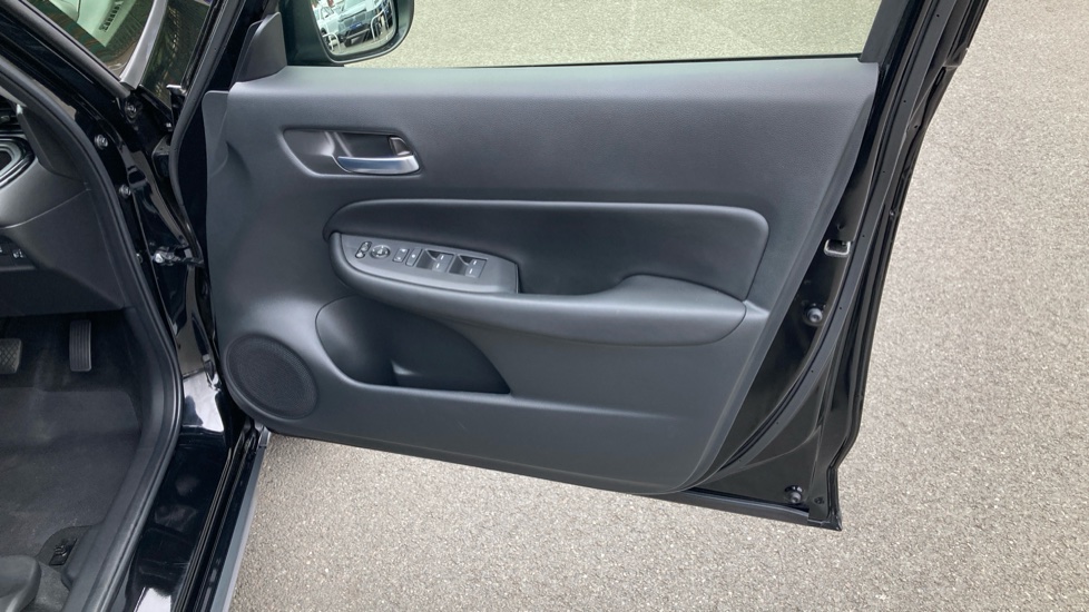 Honda Jazz 1.5 i-MMD Hybrid Crosstar Advance 5dr eCVT Hybrid Hatchback - Image 34