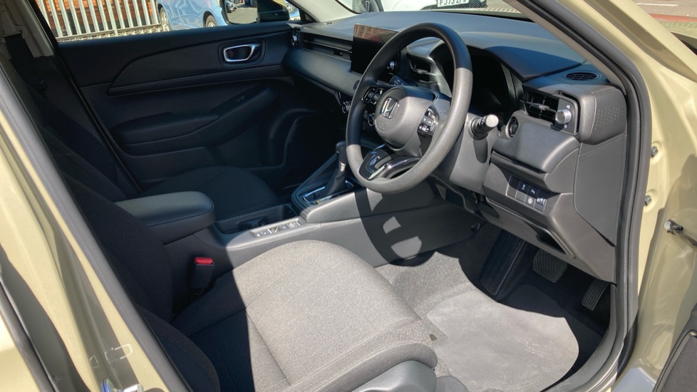 Honda HR-V 1.5 eHEV Elegance 5dr CVT Hybrid Hatchback - Image 29