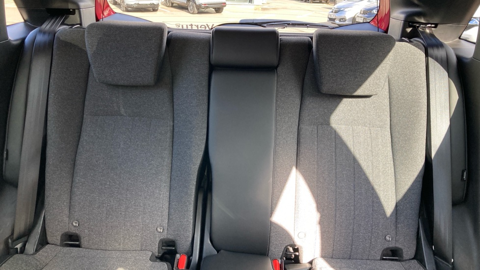 Honda Jazz 1.5 i-MMD Hybrid Advance 5dr eCVT Hybrid Hatchback - Image 36