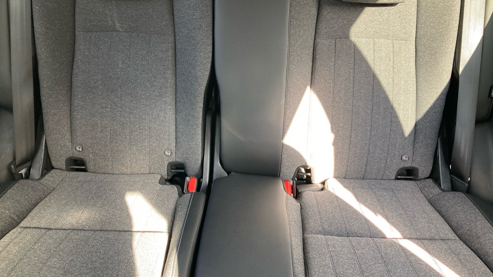 Honda Jazz 1.5 i-MMD Hybrid Advance 5dr eCVT Hybrid Hatchback - Image 37