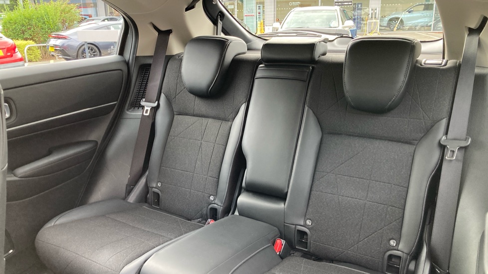 Honda HR-V 1.5 eHEV Advance 5dr CVT Hybrid Hatchback - Image 8