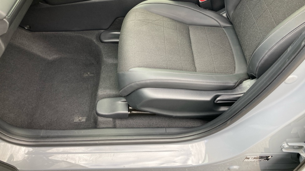 Honda HR-V 1.5 eHEV Advance 5dr CVT Hybrid Hatchback - Image 16