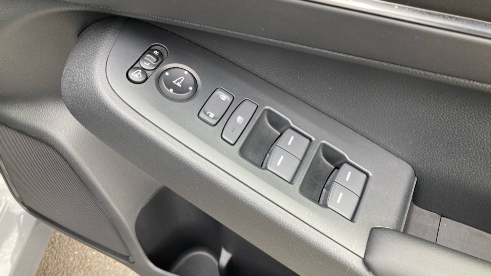Honda HR-V 1.5 eHEV Advance 5dr CVT Hybrid Hatchback - Image 34