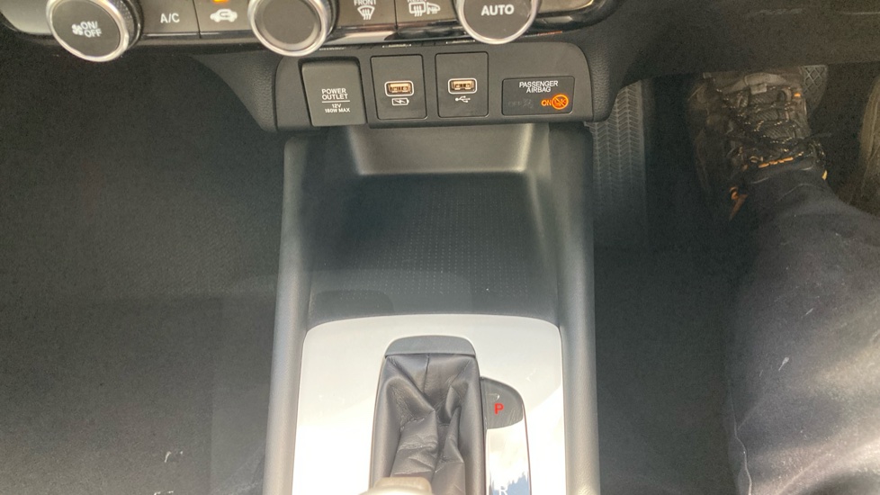 Honda Jazz 1.5 i-MMD Hybrid Advance 5dr eCVT Hybrid Hatchback - Image 19