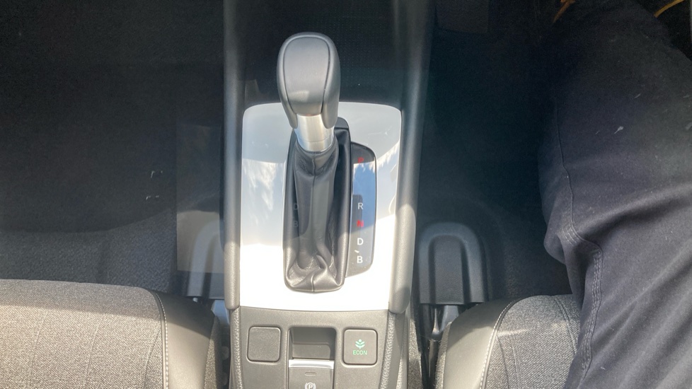 Honda Jazz 1.5 i-MMD Hybrid Advance 5dr eCVT Hybrid Hatchback - Image 20