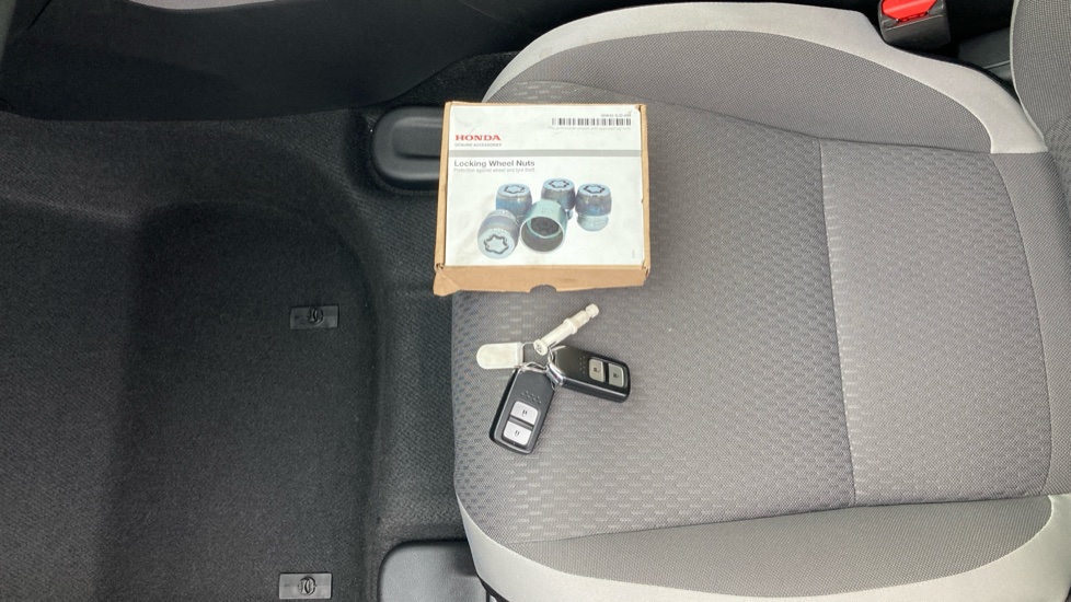 Honda Jazz 1.5 i-MMD Hybrid Crosstar EX 5dr eCVT Hybrid Hatchback - Image 37