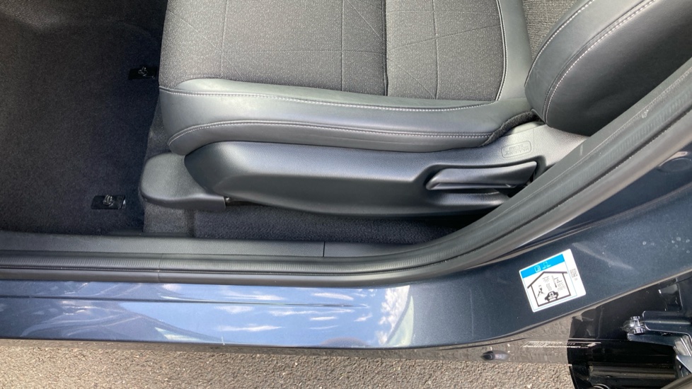 Honda HR-V 1.5 eHEV Advance 5dr CVT Hybrid Hatchback - Image 15