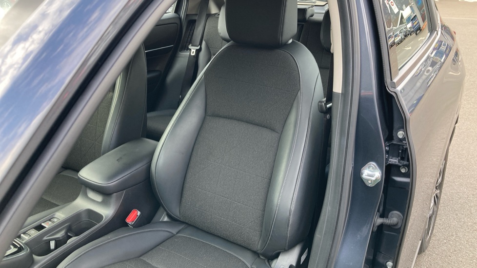 Honda HR-V 1.5 eHEV Advance 5dr CVT Hybrid Hatchback - Image 16