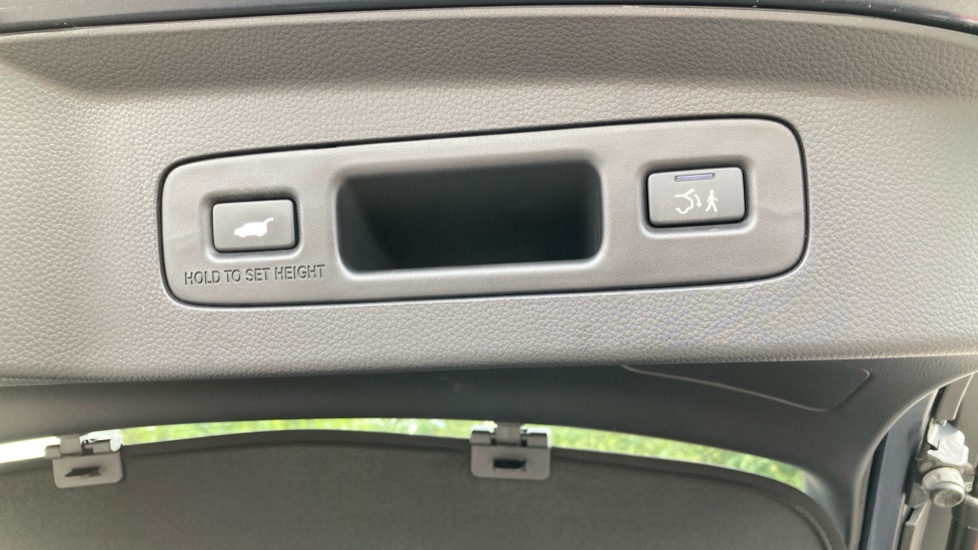 Honda HR-V 1.5 eHEV Advance 5dr CVT Hybrid Hatchback - Image 24