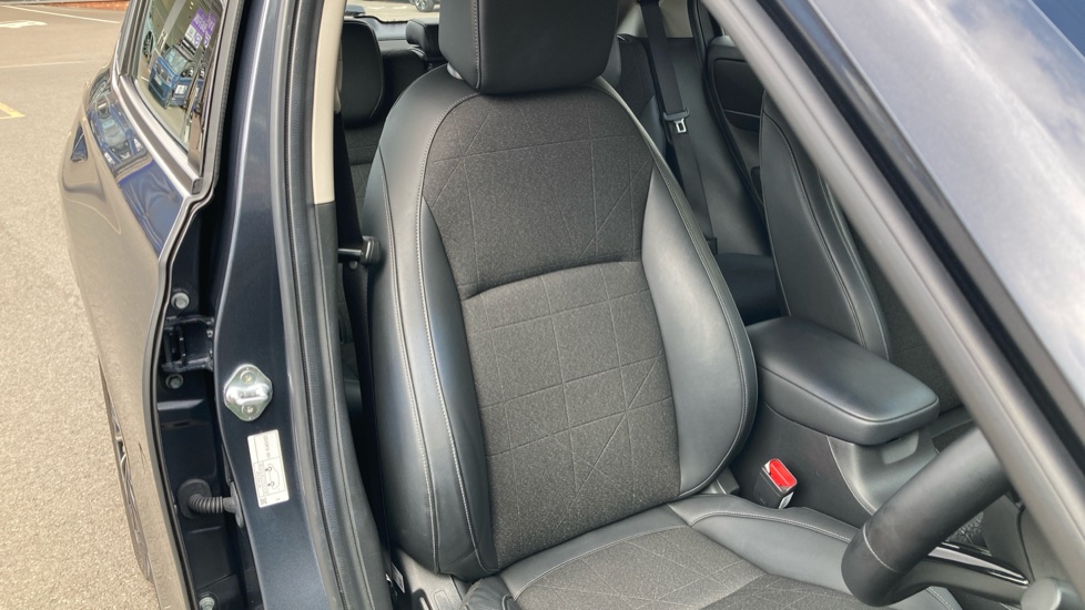 Honda HR-V 1.5 eHEV Advance 5dr CVT Hybrid Hatchback - Image 34