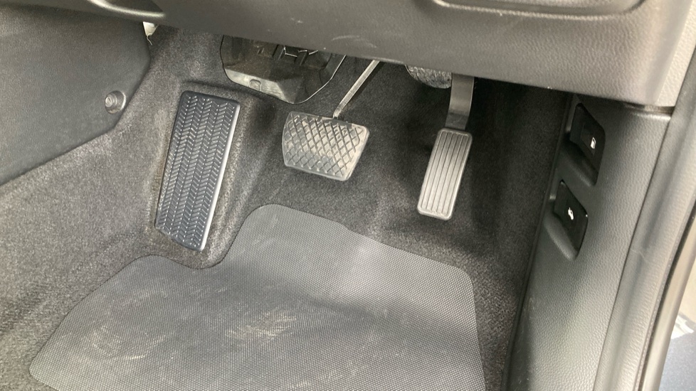 Honda HR-V 1.5 eHEV Advance 5dr CVT Hybrid Hatchback - Image 37
